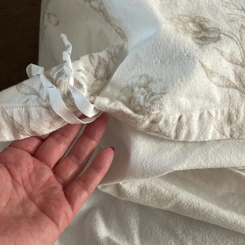 Garnet Hill Signature Toile Floral Flannel Duvet Cover Linen Toile King Size